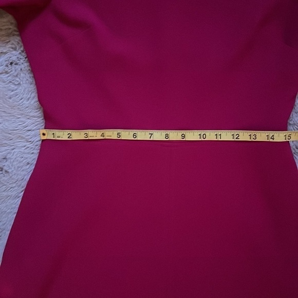 ELIZA J Bell Sleeve Fit &
Flare Dressé - Picture 8 of 14